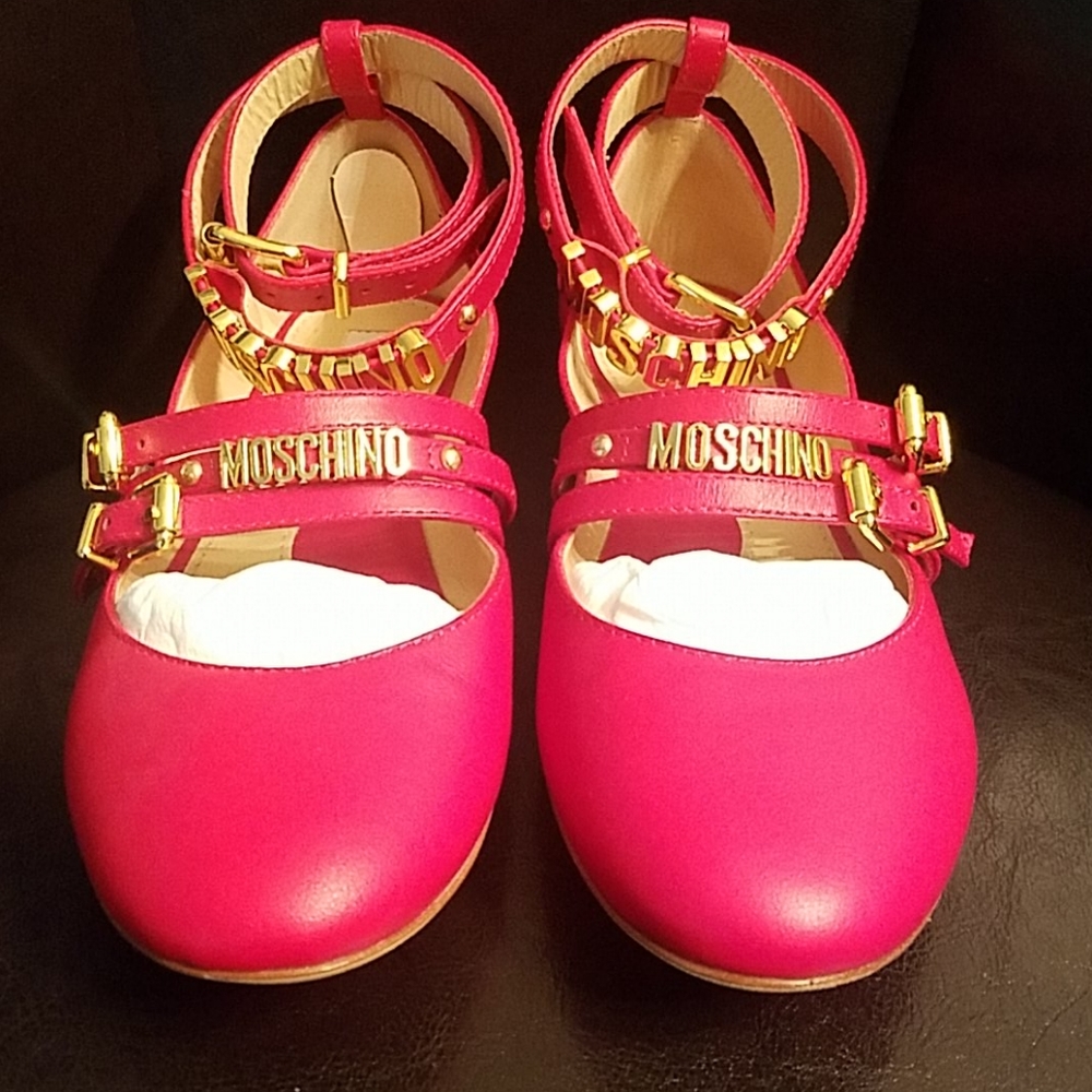 Moschino Ballet Flats